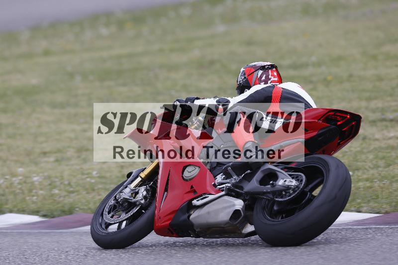 /09 19.04.2026  Caremotion get faster ADR/Gruppe gelb/62